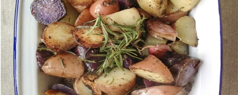 patatas-guarnicion-al-romero-y-ajo